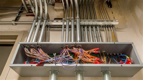 connect two separate circuits in one junction box|multiple circuits in one junction box.